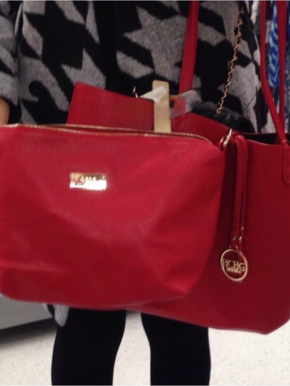 BCBG Paris Red Leather Tote Bag - Picture 6 of 8